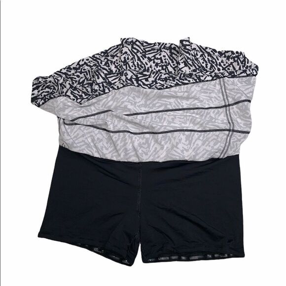 𝅺lululemon Pace Rival Skirt II Brushed Animal - Picture 9 of 12